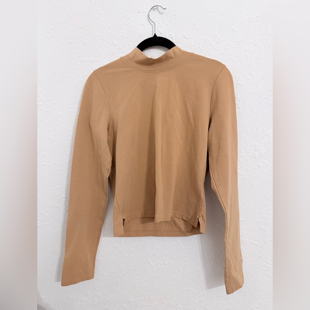 The North Face Women's Camel Long Sleeve Top